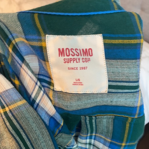 Mossimo Green Plaid Button Up Size L - Picture 3 of 3